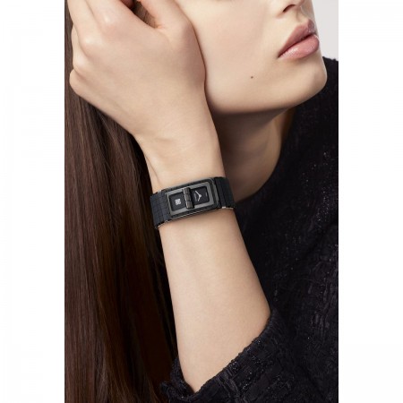Montre CODE COCO So Black - Céramique haute résistance noire et acier - CHANEL - Vue portée